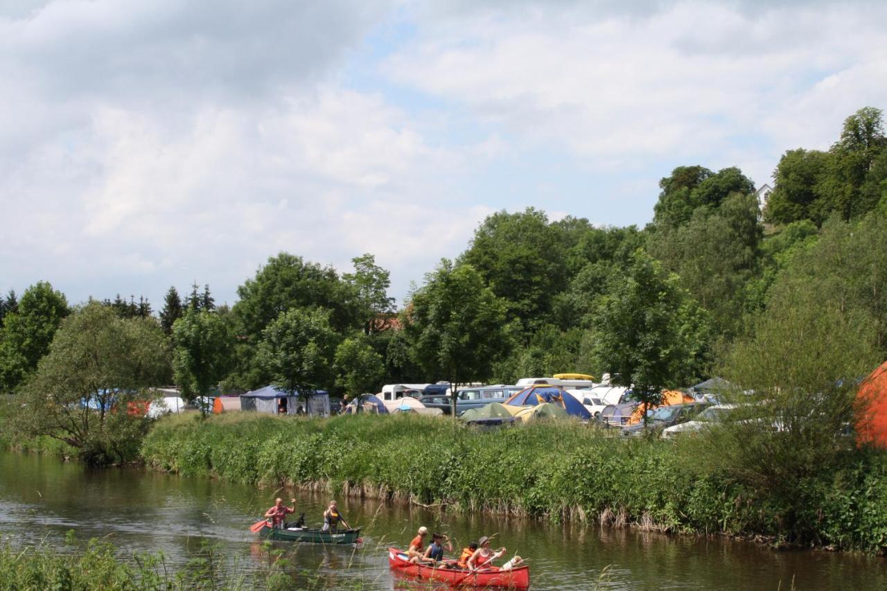 Ferienwohnungen Am Campingplatz Trendelburg Екстер'єр фото